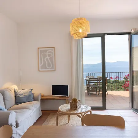 Eole Aparthotel Cargese